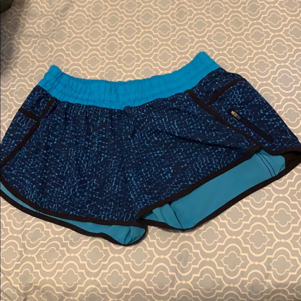 Lululemon 4’ Tracker Short